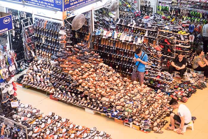 Chợ bán sỉ giày tphcm chợ an đông